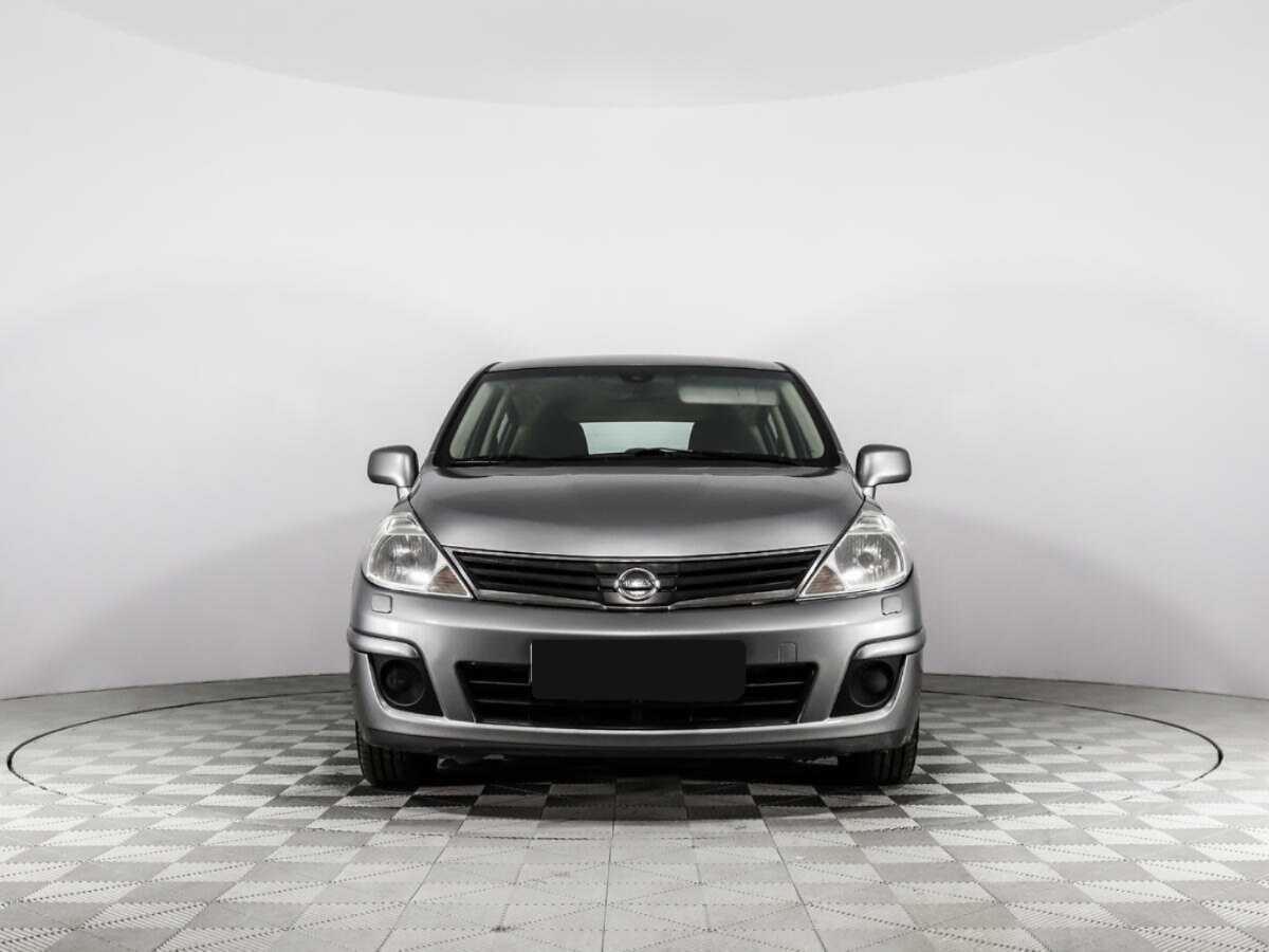 Nissan Tiida 2010 года с пробегом. Фото: #1