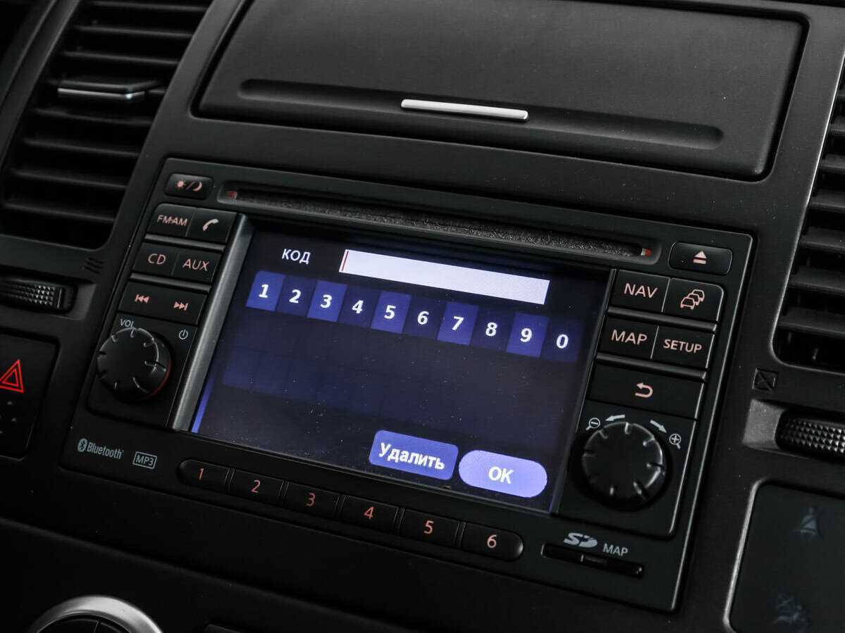 Nissan Tiida 2010 года с пробегом. Фото: #11