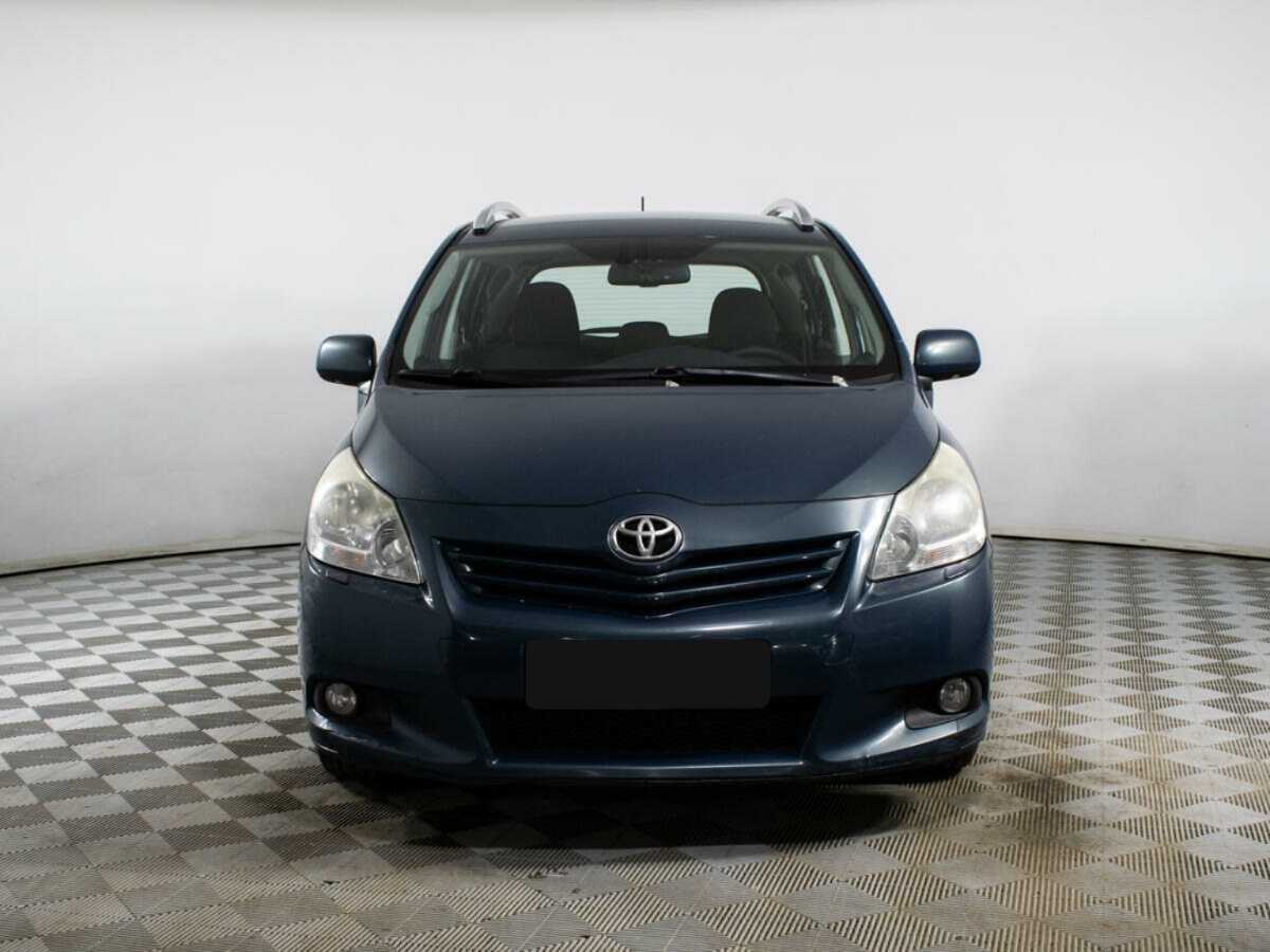 Toyota Verso 2010 года с пробегом. Фото: #2