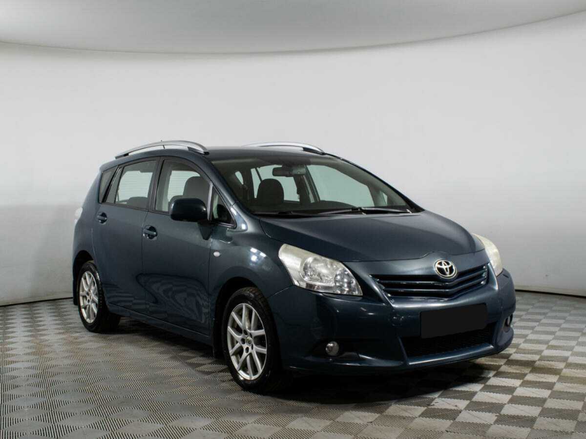 Toyota Verso 2010 года с пробегом. Фото: #3