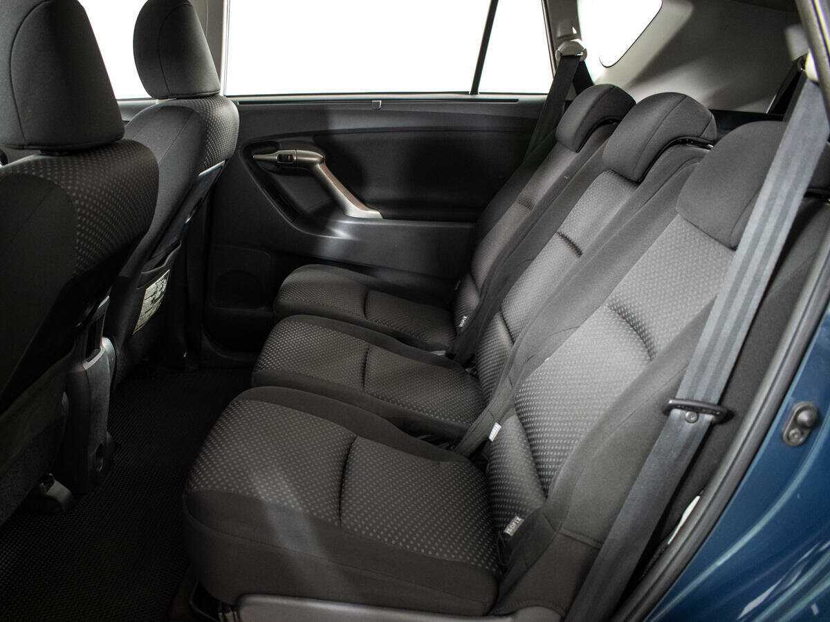 Toyota Verso 2010 года с пробегом. Фото: #10