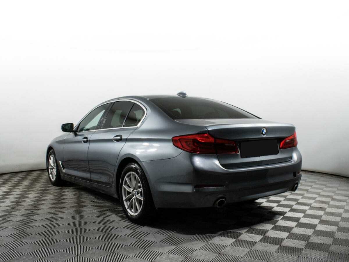 BMW 5 серии 2018 года с пробегом. Фото: #4