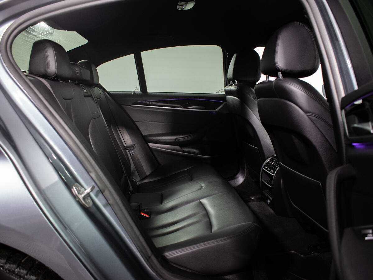 BMW 5 серии 2018 года с пробегом. Фото: #6