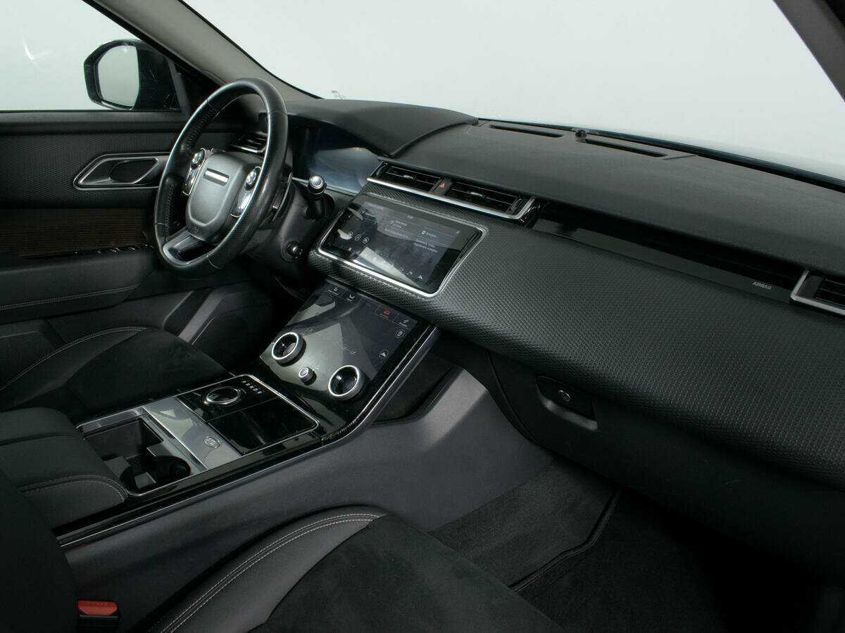 Land Rover Range Rover Velar 2017 года с пробегом. Фото: #8