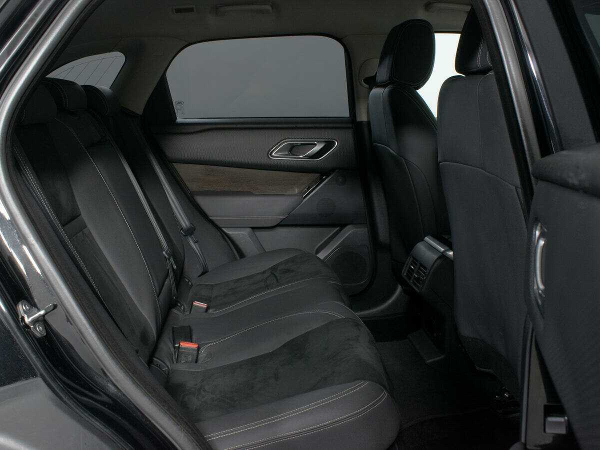 Land Rover Range Rover Velar 2017 года с пробегом. Фото: #11