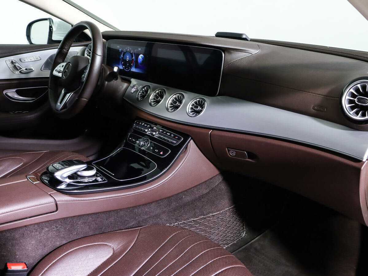 Mercedes-Benz CLS 2018 года с пробегом. Фото: #6