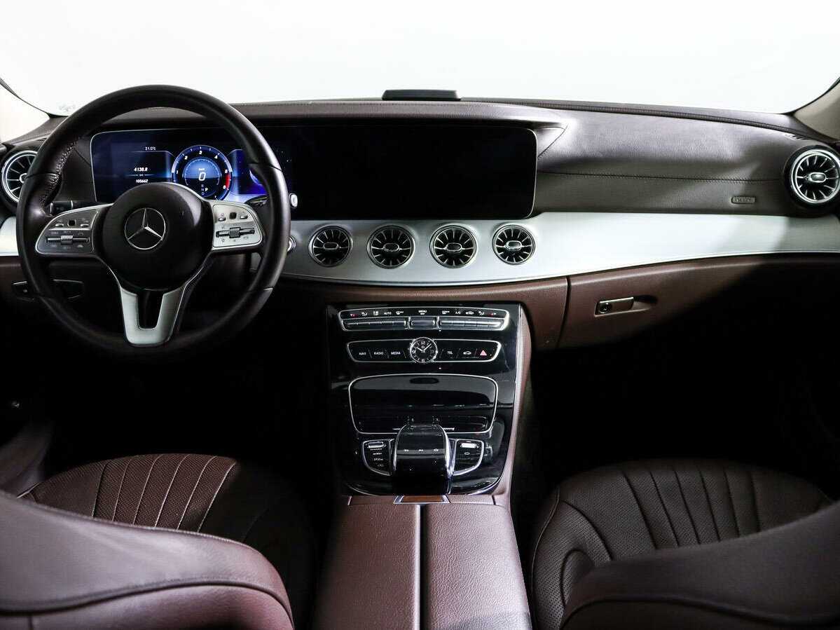 Mercedes-Benz CLS 2018 года с пробегом. Фото: #9