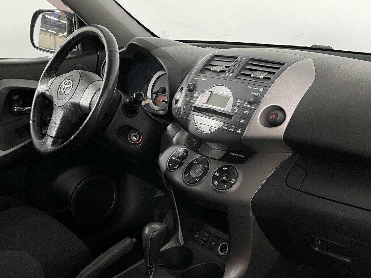 Toyota RAV4 2006 года с пробегом. Фото: #6