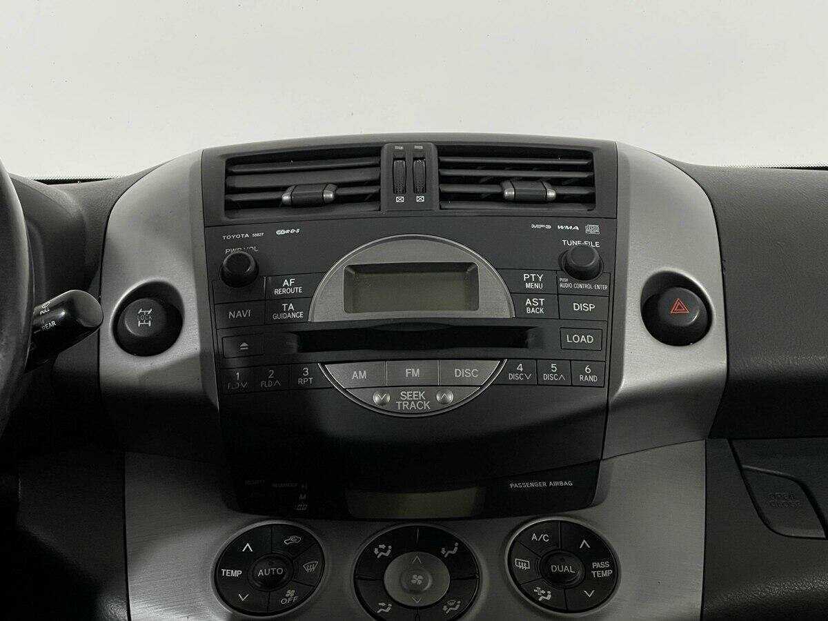 Toyota RAV4 2006 года с пробегом. Фото: #9