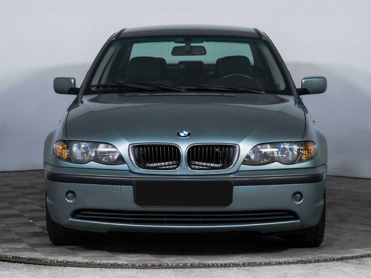 BMW 3 серии 2004 года с пробегом. Фото: #1