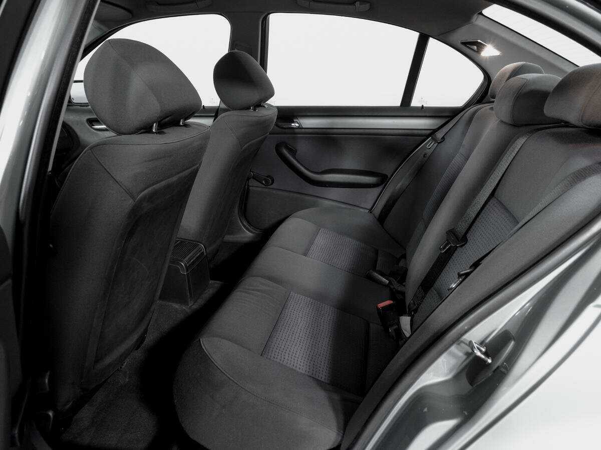 BMW 3 серии 2004 года с пробегом. Фото: #9