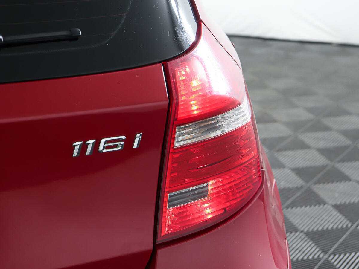 BMW 1 серии 2011 года с пробегом. Фото: #17