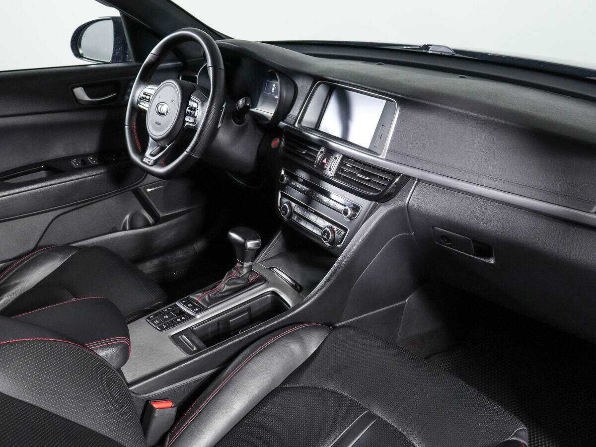 Б/У Киа Оптима 2016 года. Фото: #8