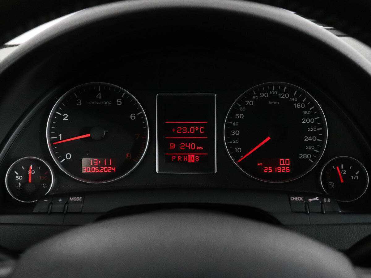 Audi A4 2005 года с пробегом. Фото: #9
