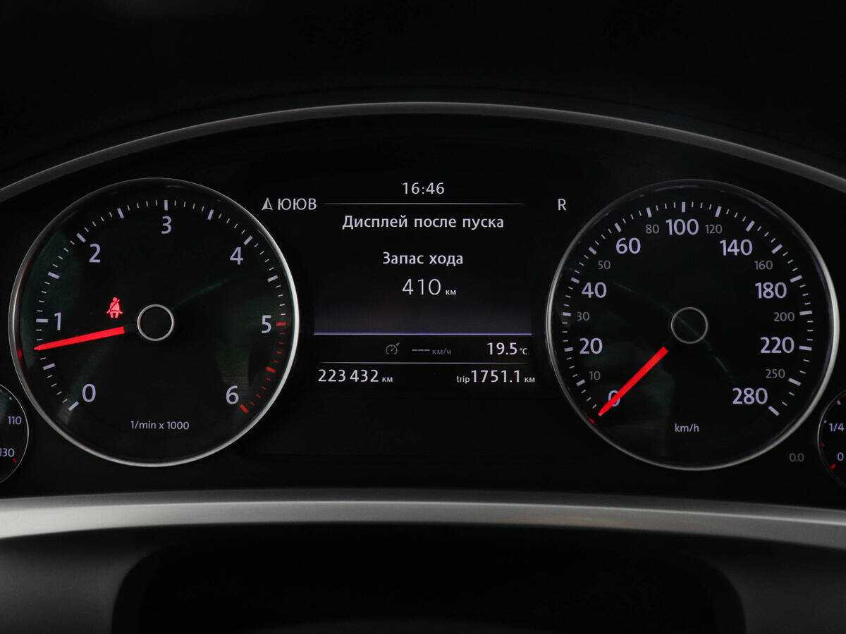 Volkswagen Touareg 2010 года с пробегом. Фото: #10