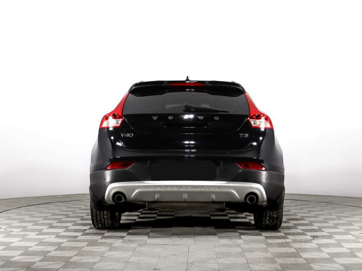 Volvo V40 Cross Country 2017 года с пробегом. Фото: #5
