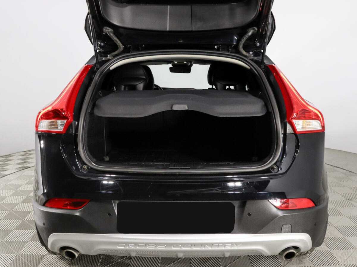 Volvo V40 Cross Country 2017 года с пробегом. Фото: #10