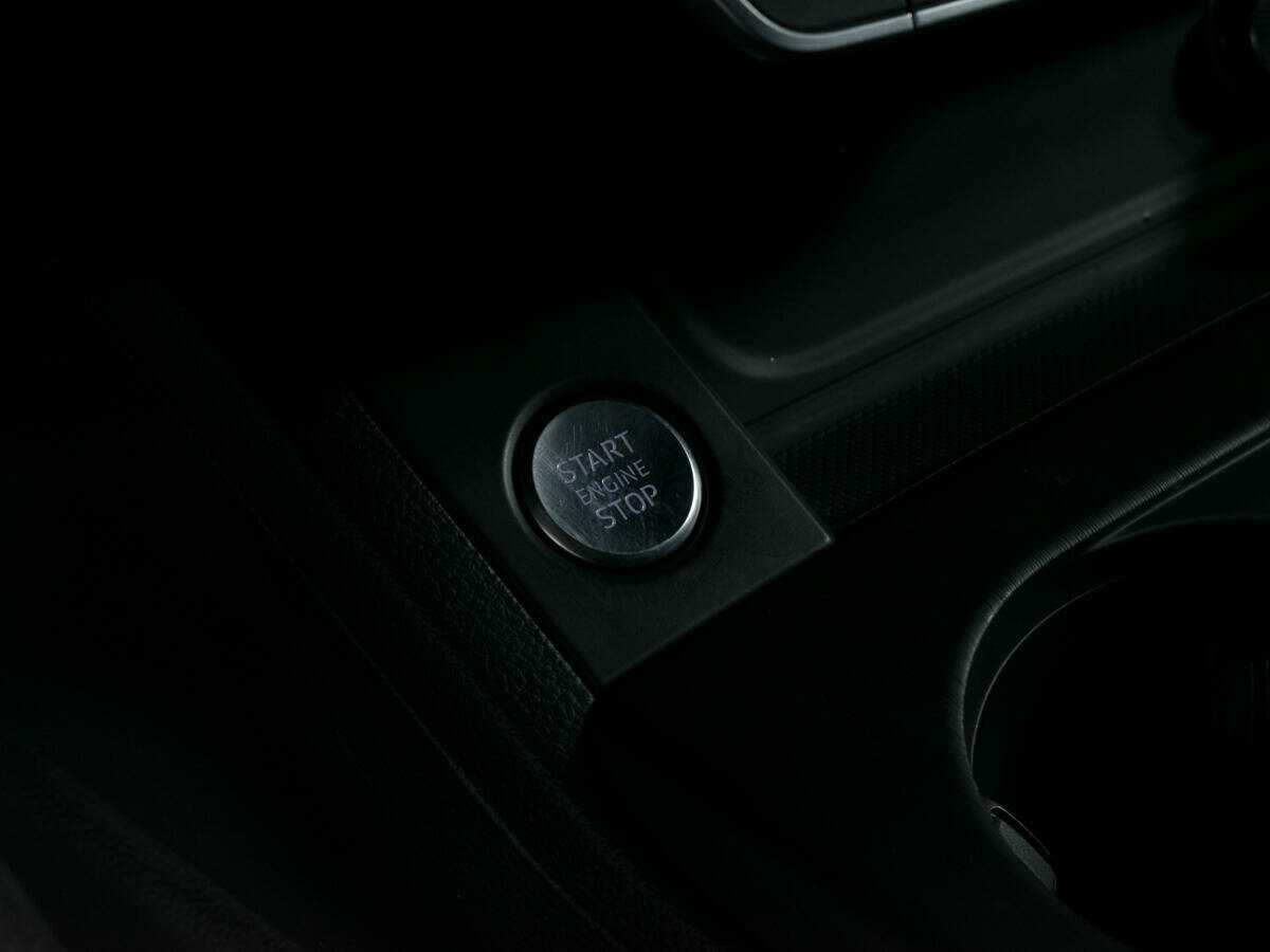 Audi A4 2017 года с пробегом. Фото: #13