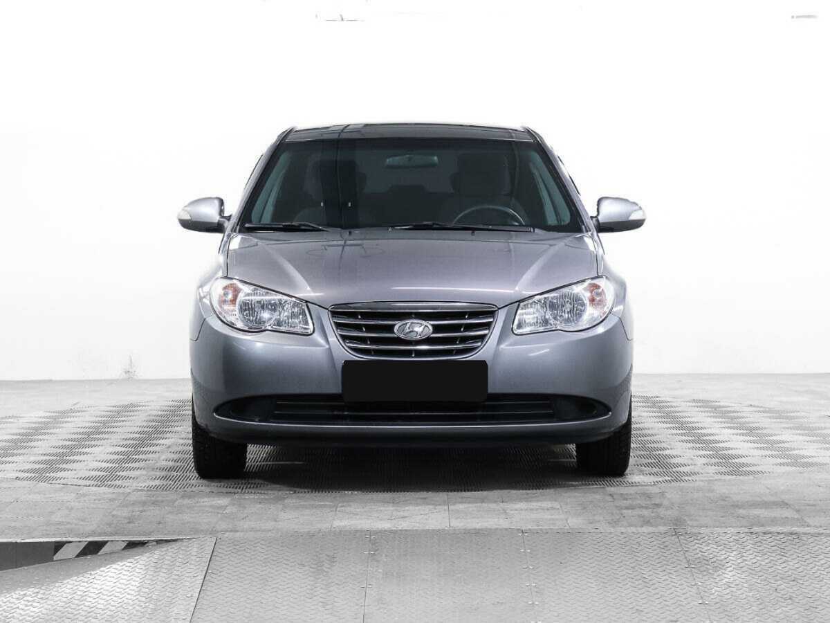 Hyundai Elantra 2011 года с пробегом. Фото: #1