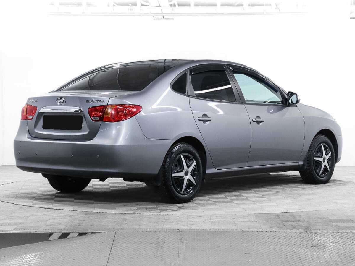 Hyundai Elantra 2011 года с пробегом. Фото: #4