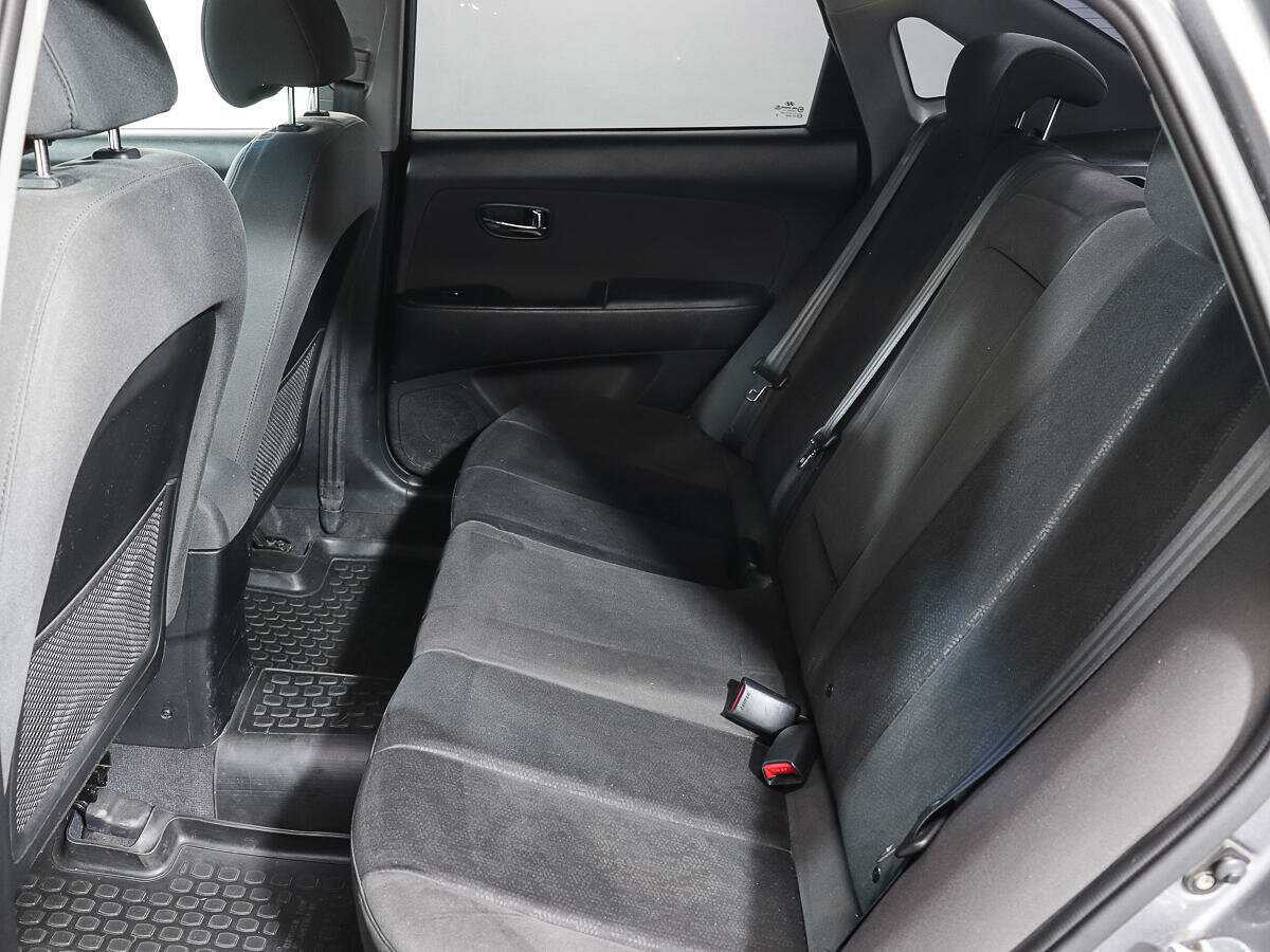 Hyundai Elantra 2011 года с пробегом. Фото: #9