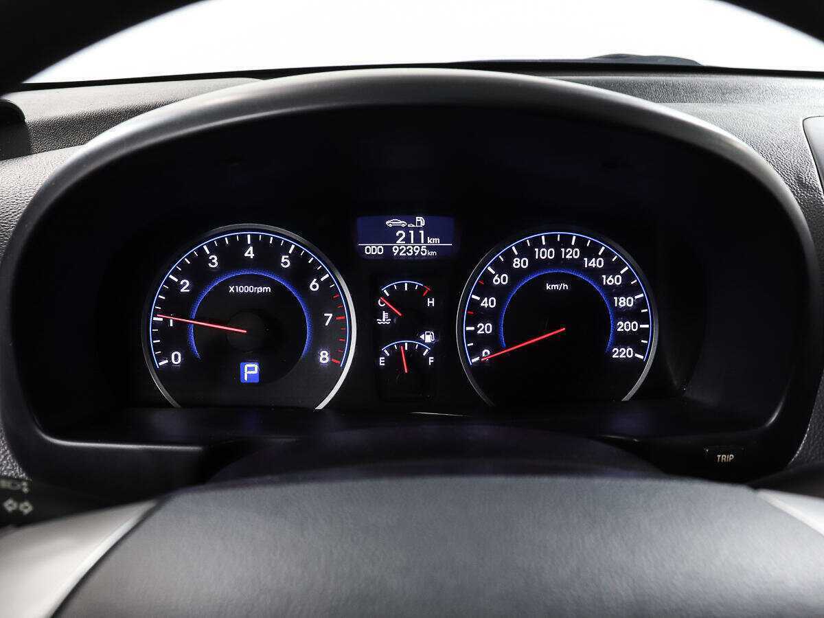 Hyundai Elantra 2011 года с пробегом. Фото: #10