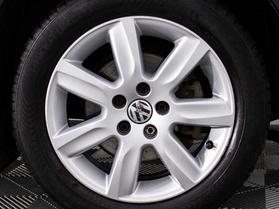 Б/У Фольксваген Поло 2012 года. Фото: #17