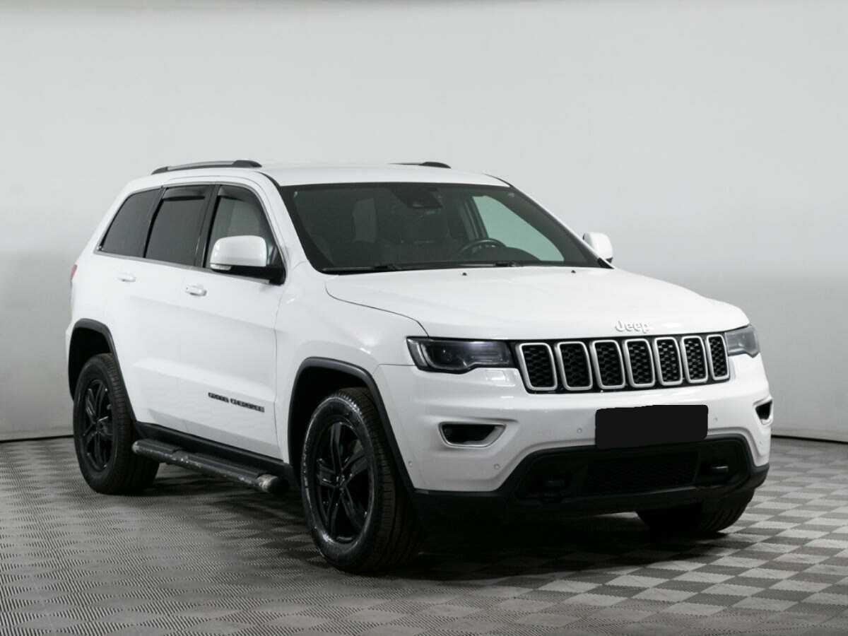 Jeep Grand Cherokee 2018 года с пробегом. Фото: #2