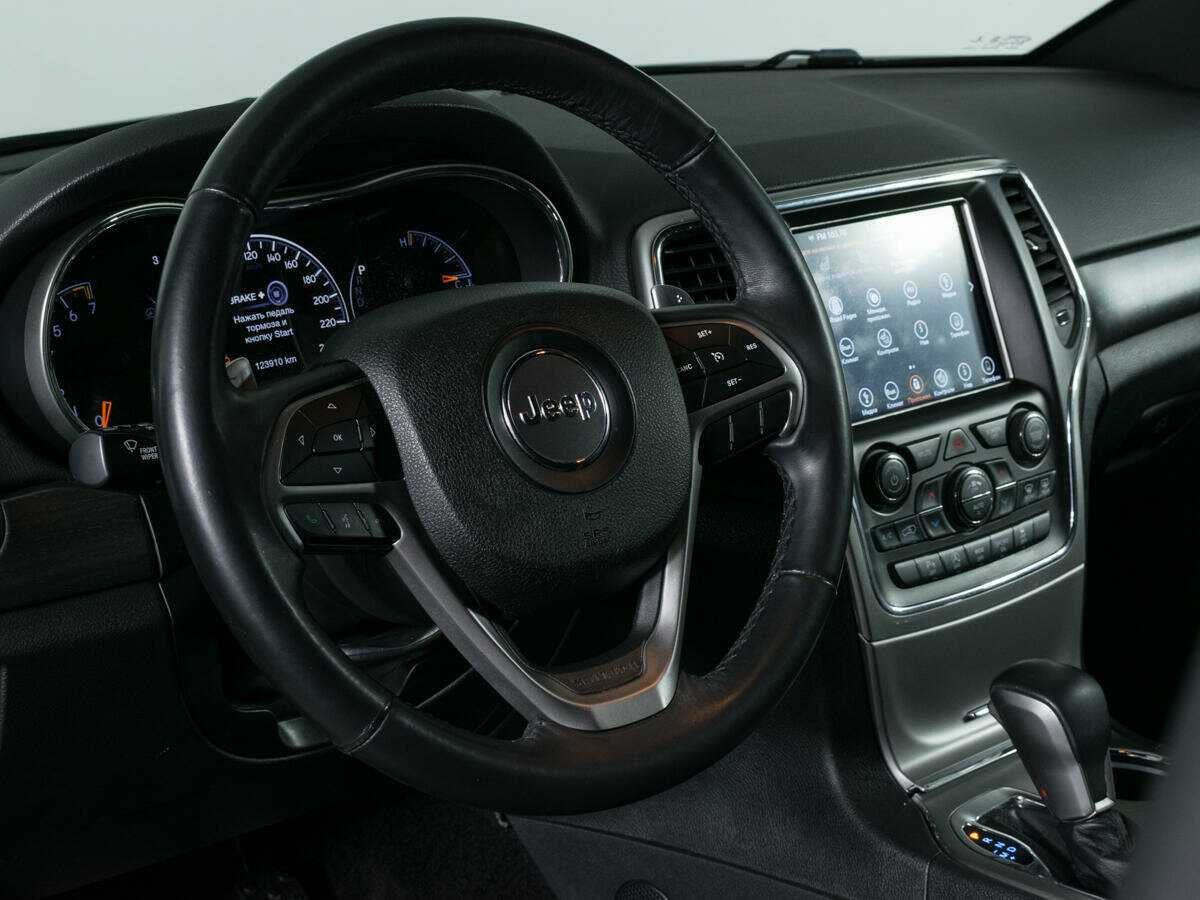 Jeep Grand Cherokee 2018 года с пробегом. Фото: #14