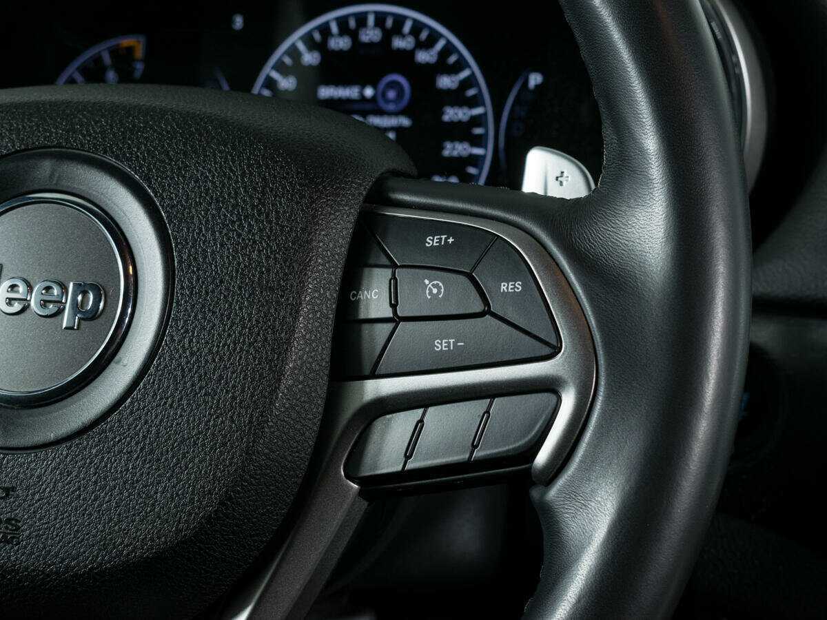 Jeep Grand Cherokee 2018 года с пробегом. Фото: #15