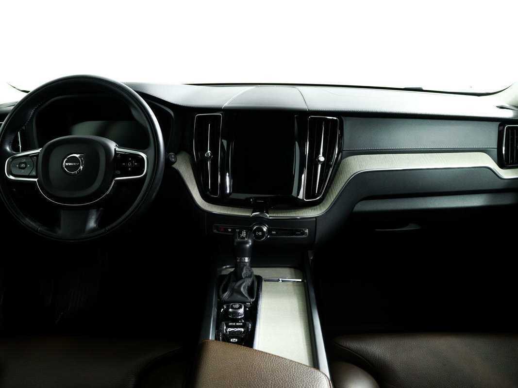 Volvo XC60 2019 года с пробегом. Фото: #8