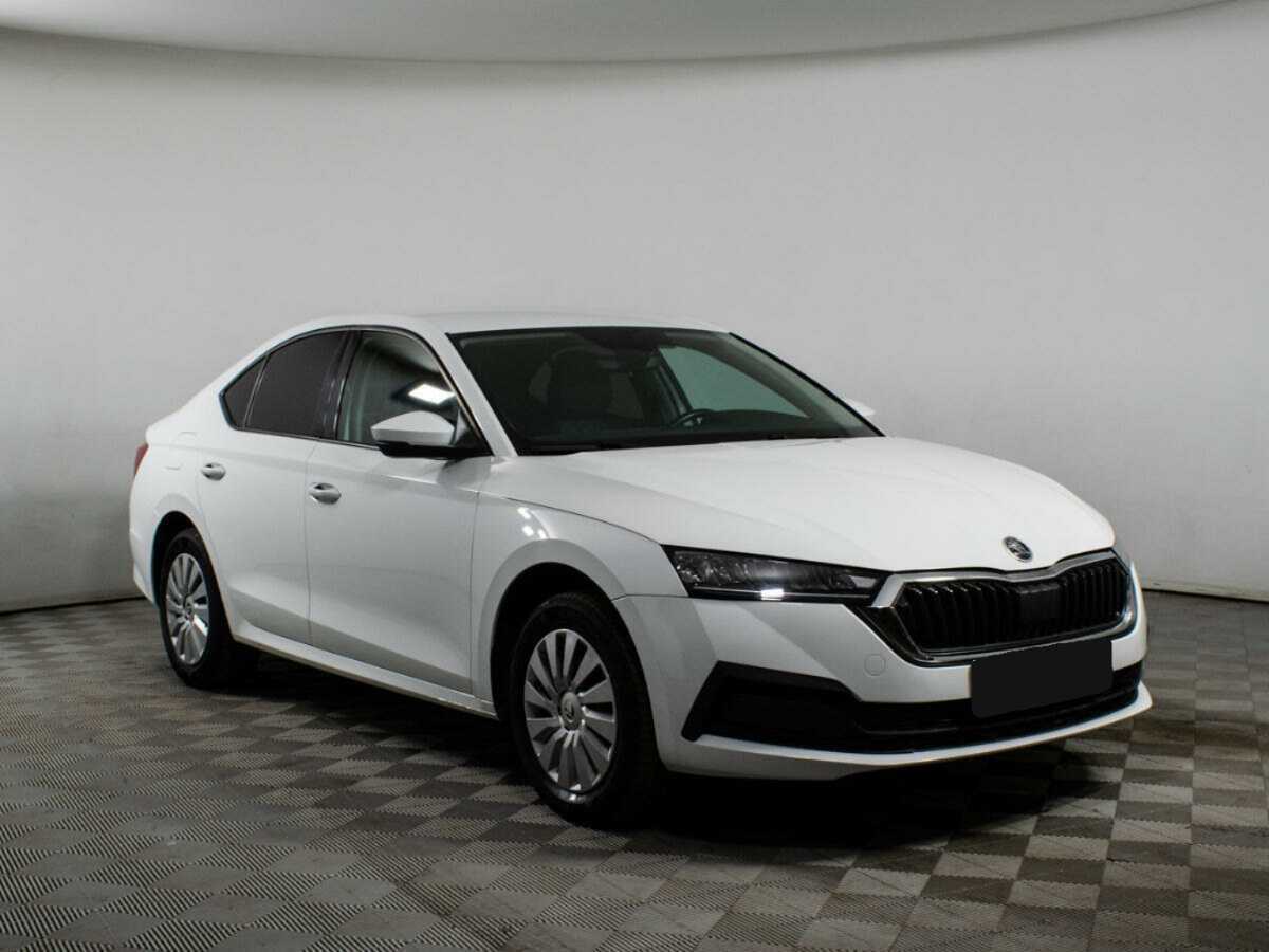 Skoda Octavia 2021 года с пробегом. Фото: #2
