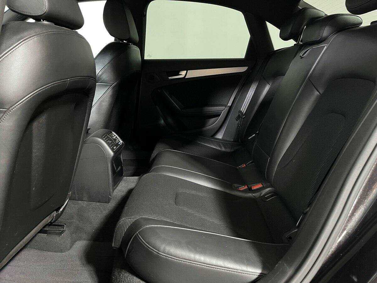 Audi A4 2011 года с пробегом. Фото: #7