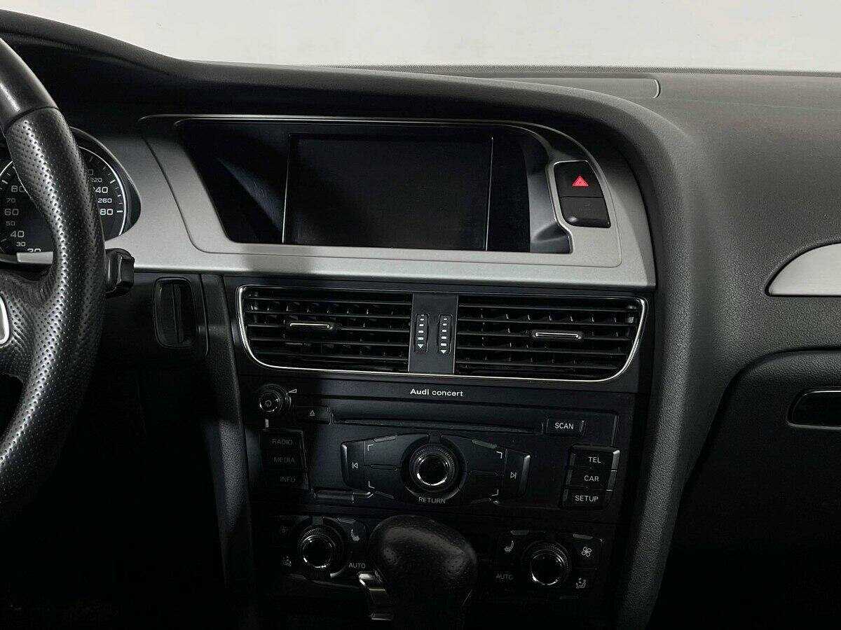 Audi A4 2011 года с пробегом. Фото: #9