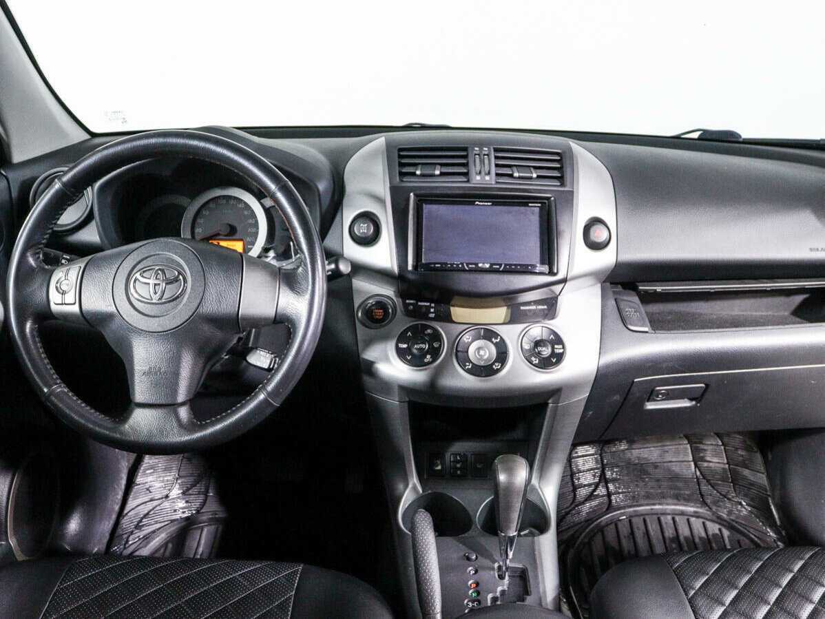 Toyota RAV4 2006 года с пробегом. Фото: #9