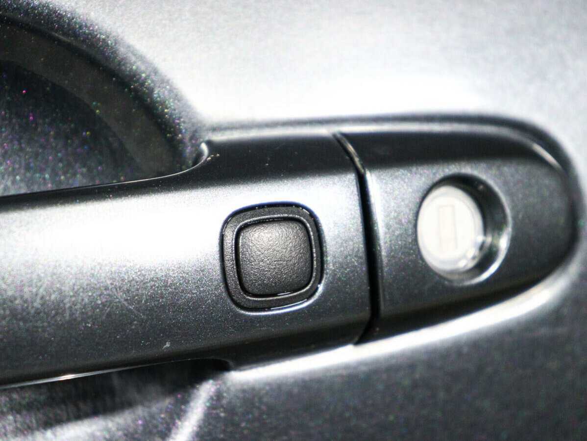 Toyota RAV4 2006 года с пробегом. Фото: #13