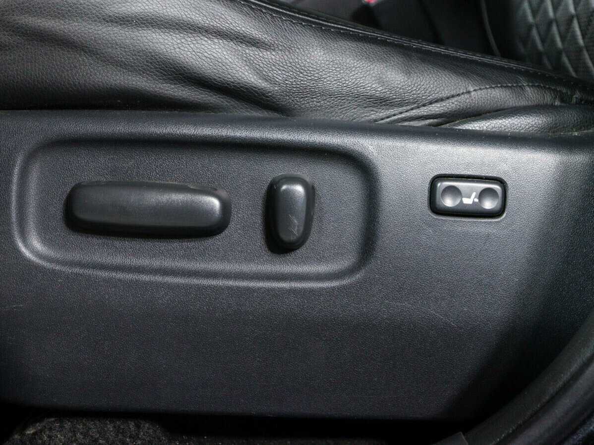 Toyota RAV4 2006 года с пробегом. Фото: #14