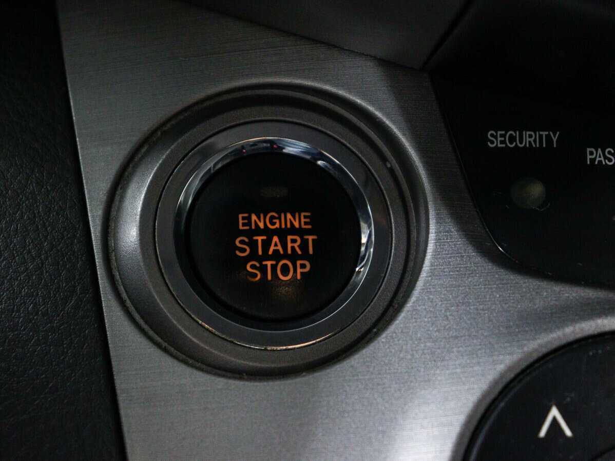 Toyota RAV4 2006 года с пробегом. Фото: #16