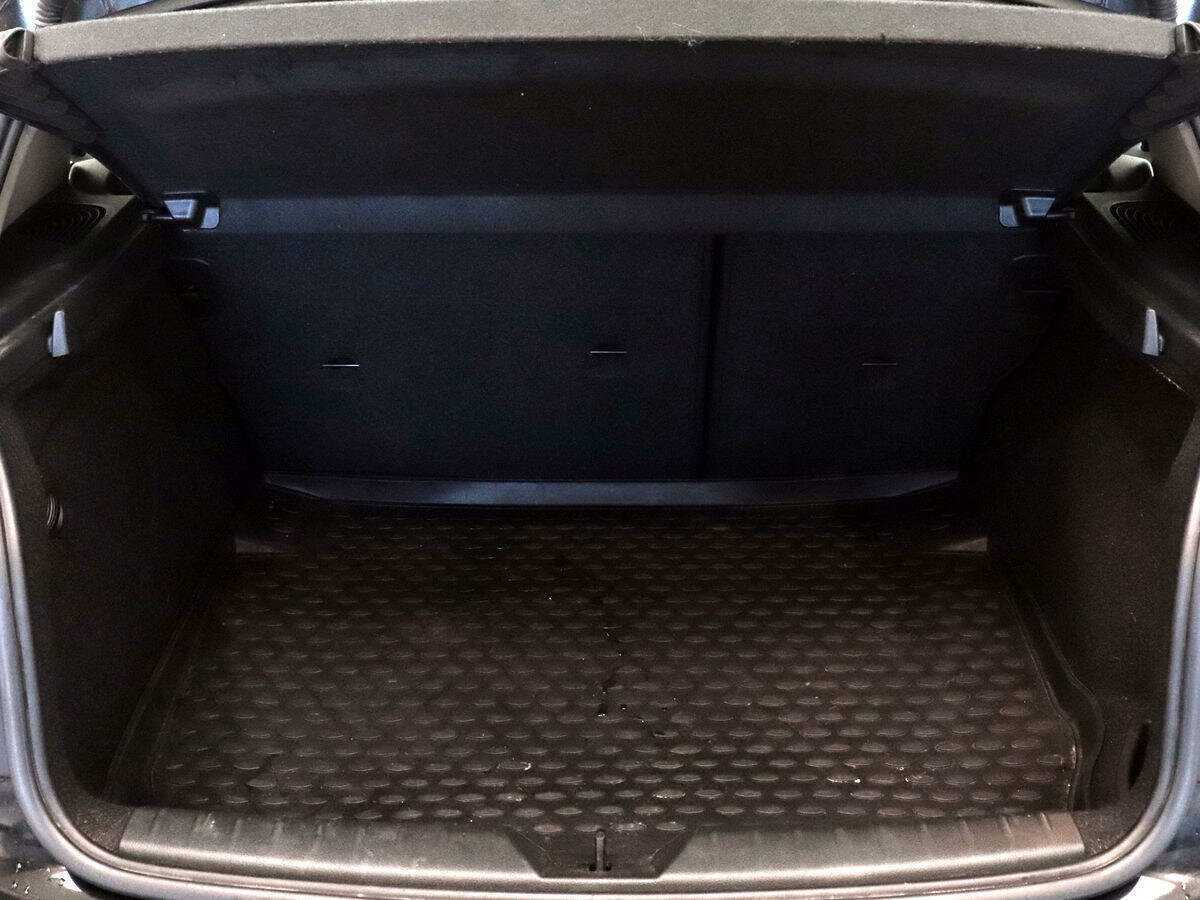 BMW 1 серии 2012 года с пробегом. Фото: #9