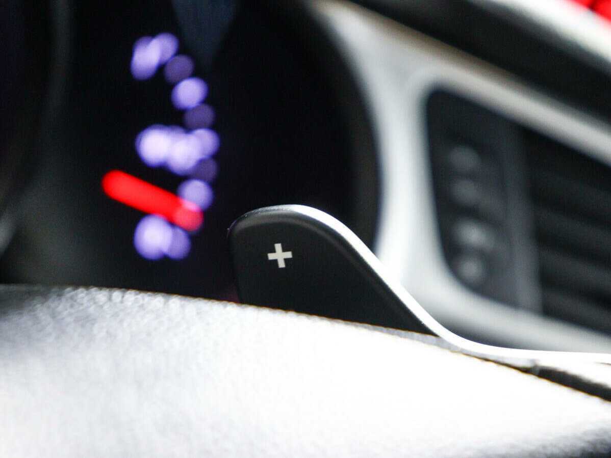 Б/У Киа Сид 2015 года. Фото: #16