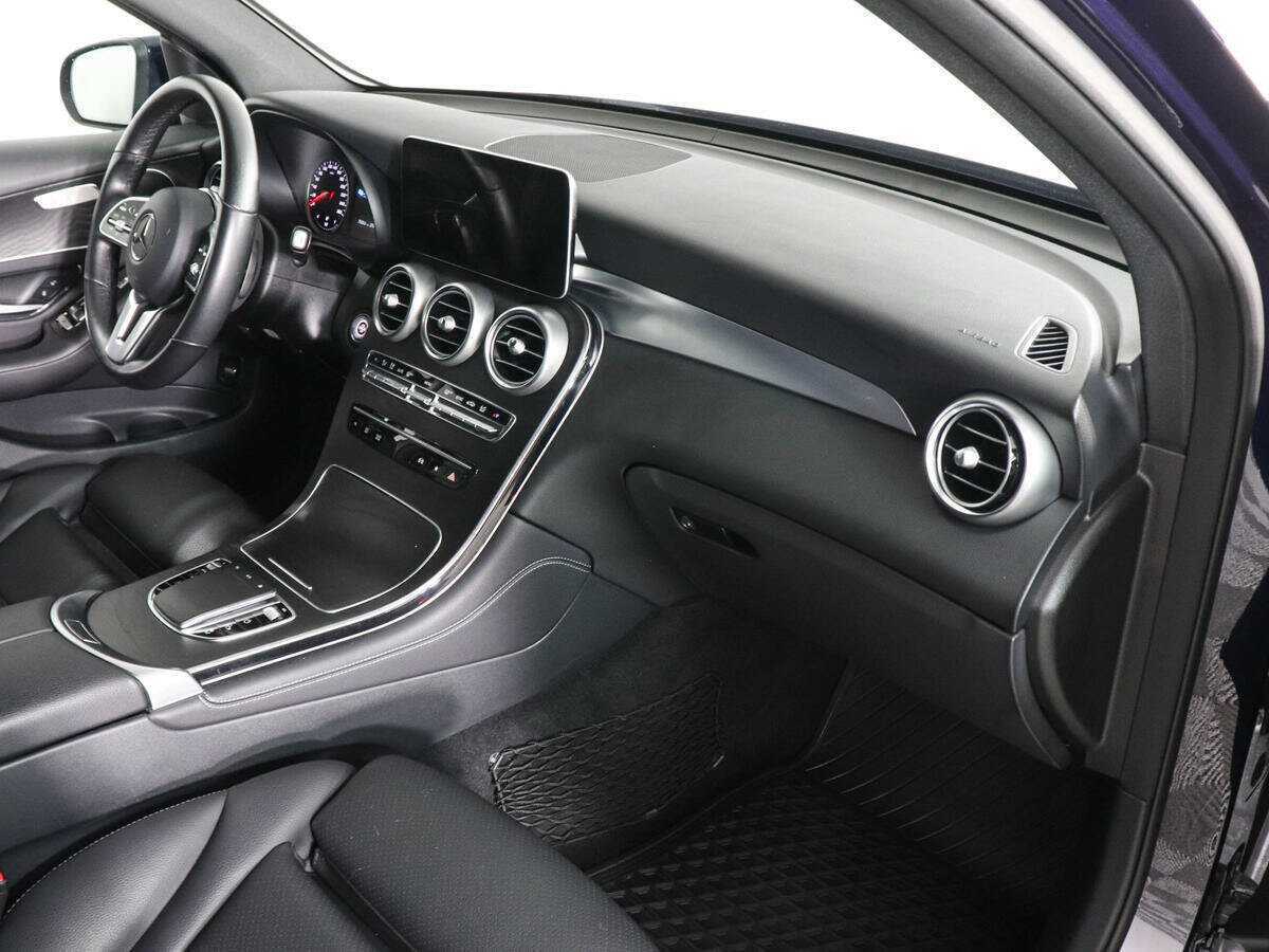 Mercedes-Benz GLC 2020 года с пробегом. Фото: #11