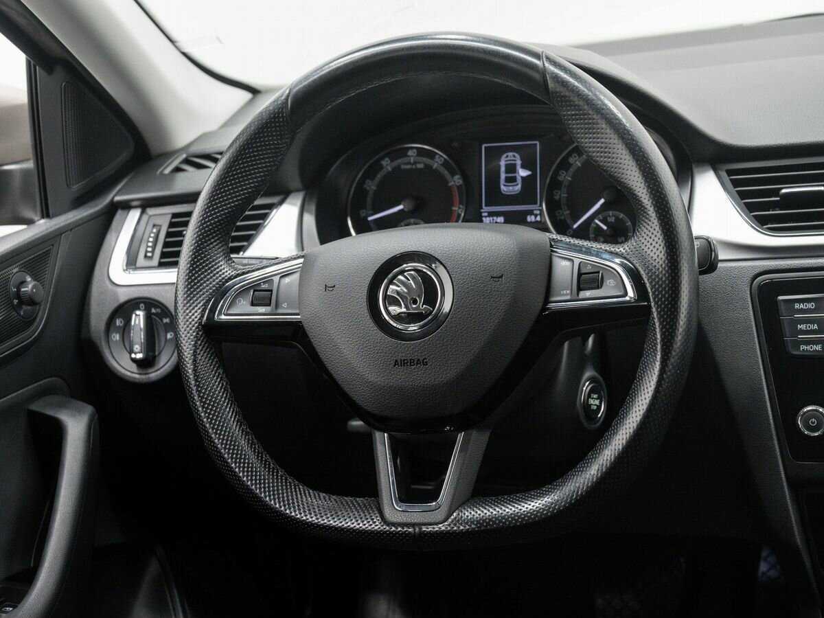 Б/У Шкода Рапид 2019 года. Фото: #11