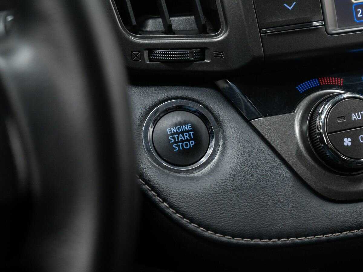 Toyota RAV4 2013 года с пробегом. Фото: #21