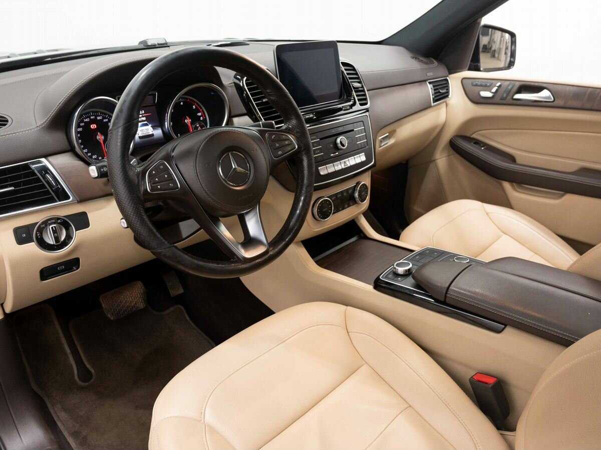Mercedes-Benz GLS 2018 года с пробегом. Фото: #7
