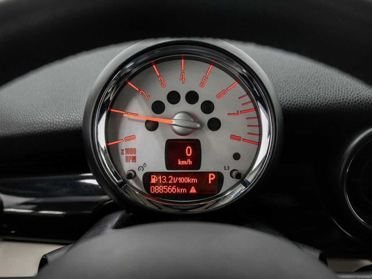 Mini Hatch 2012 года с пробегом. Фото: #16