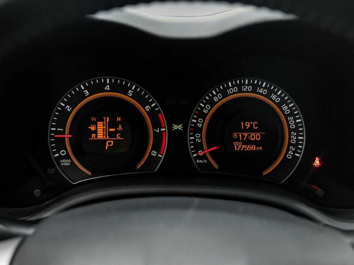 Toyota Corolla 2011 года с пробегом. Фото: #20