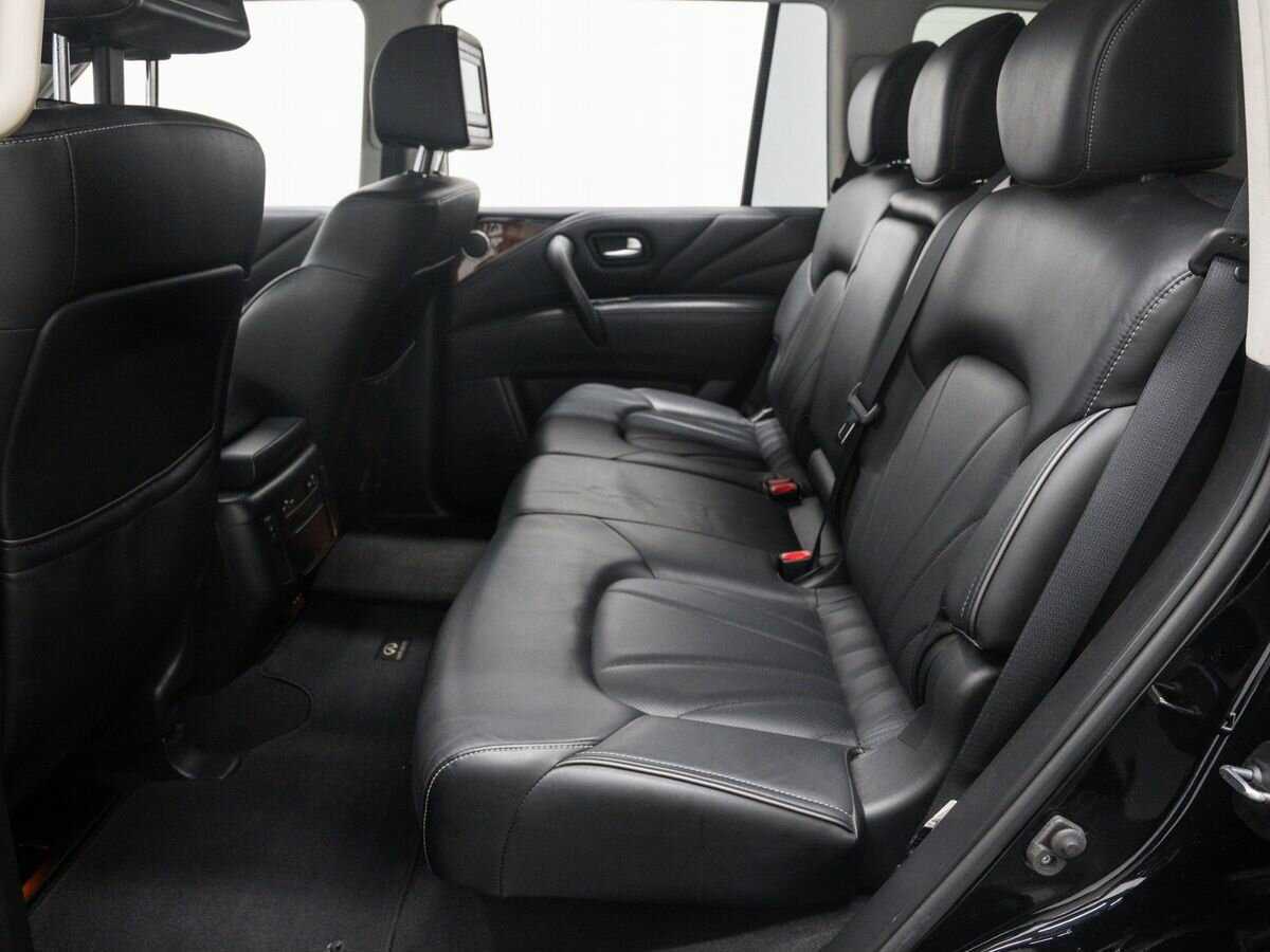 Infiniti QX80 2017 года с пробегом. Фото: #14