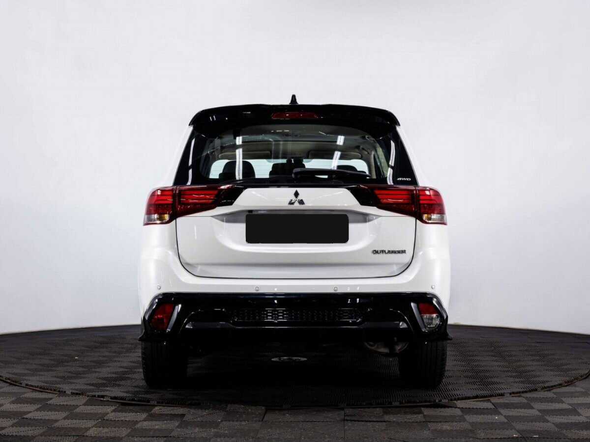 Mitsubishi Outlander 2022 года с пробегом. Фото: #4