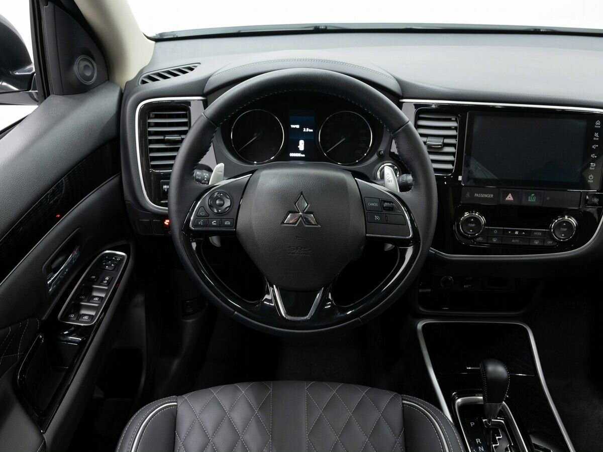 Mitsubishi Outlander 2022 года с пробегом. Фото: #16