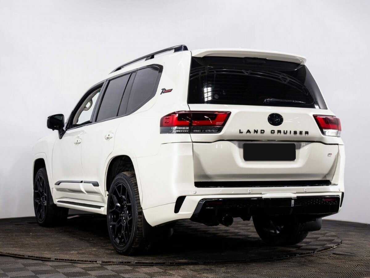 Toyota Land Cruiser 2013 года с пробегом. Фото: #3